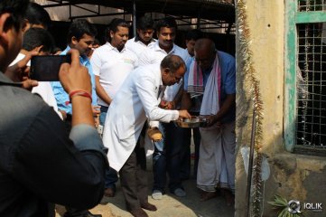 Yamaleela 2 Movie Team Swachh Bharath Program at Niloufer Hospital